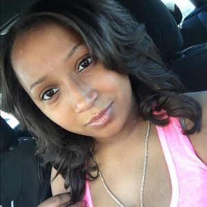 Meet your Posher, Desirae